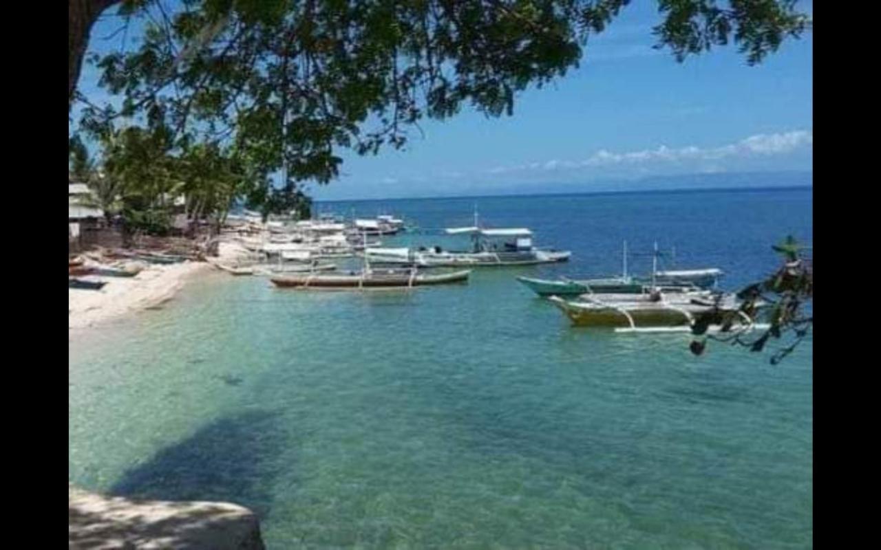Sunset Vista Sea Front Guest House Union  Екстер'єр фото