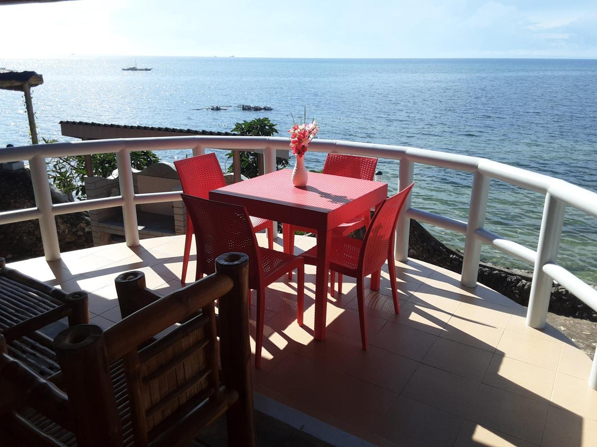 Sunset Vista Sea Front Guest House Union  Екстер'єр фото